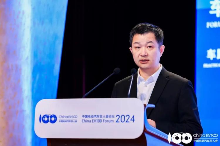 武漢經(jīng)濟技術開發(fā)區(qū)黨工委副書記,管委會主任唐超表示,武漢經(jīng)開區(qū)已