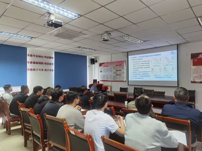 水土學(xué)院邀請(qǐng)長(zhǎng)江科學(xué)院水利部巖土力學(xué)與工程重點(diǎn)實(shí)驗(yàn)室土工所副總工程師、碩士生導(dǎo)師江洎洧來院開展學(xué)術(shù)報(bào)告