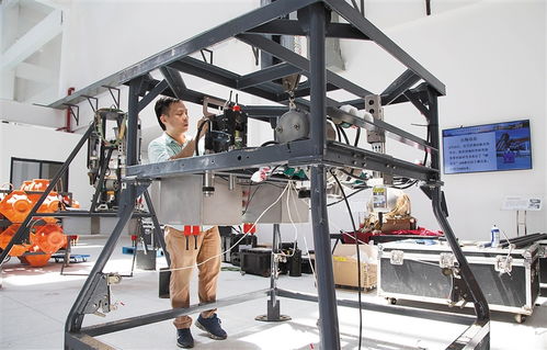 三亞深?？萍纪黄?天花板