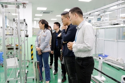 中國電研日電事業(yè)部領導專家組蒞臨好太太參觀交流