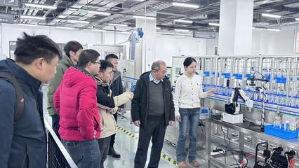 揚州經濟技術開發區科技局李俊副局長一行訪問機械工程學院，共促工程與技術研究發展